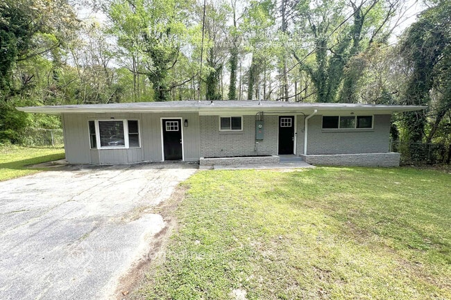 Building Photo - 4484 Marjorie Rd SW