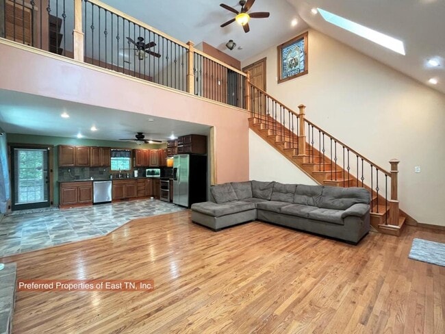 Photo - 709 Brown Mountain Rd