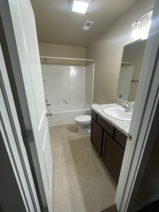 Photo - 4022 Sunstone St Unidad A