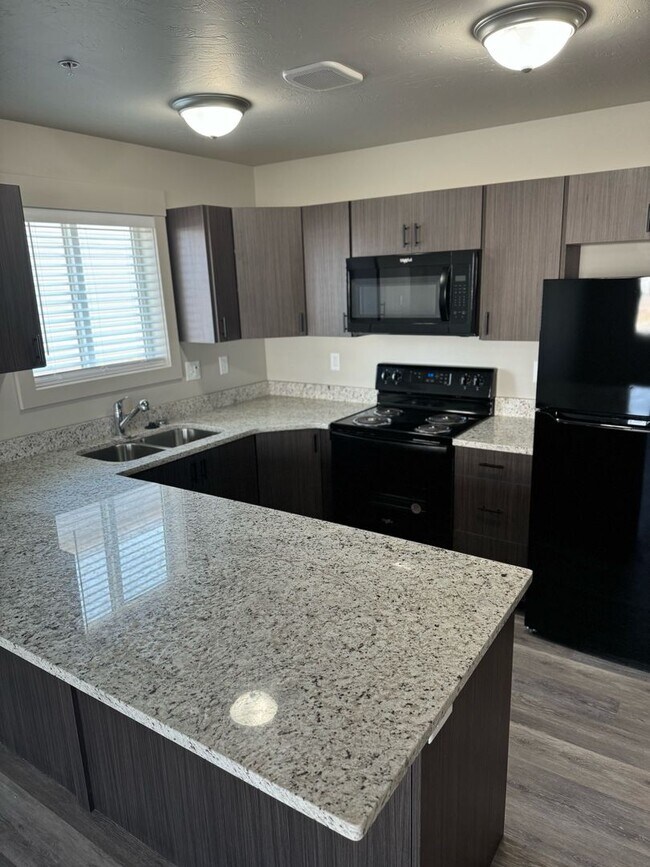 Photo - 3581 E Gample Ave Unidad #4