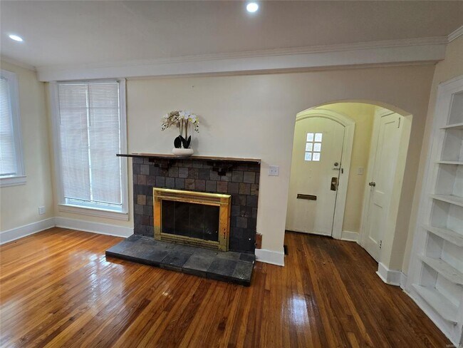 Photo - 2036 Gorgas St