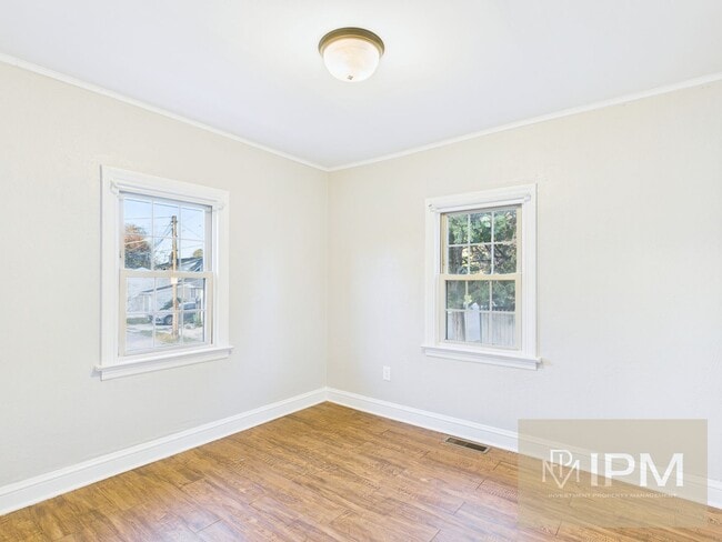 Photo - Available Now!!  Charming 2 Bed, 1 Bath Ho...
