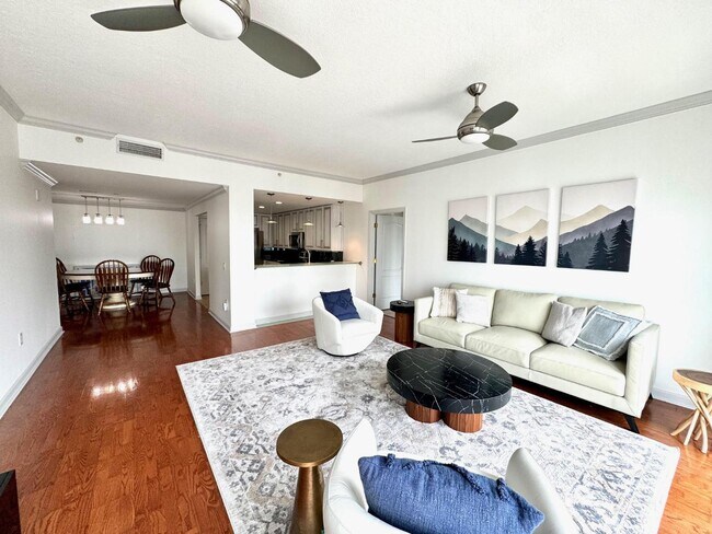 Building Photo - 195 14th St NE