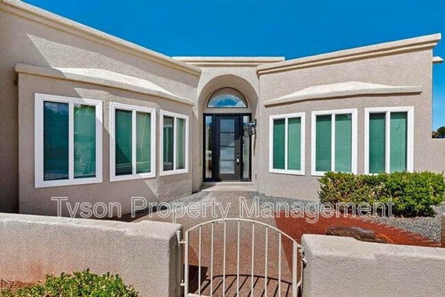 Photo - 11509 Woodmar Ln NE