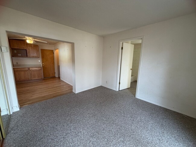 Photo - 2910 Junction St