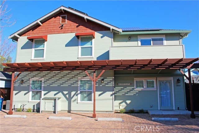 Building Photo - 1413 Pine St Unit 201