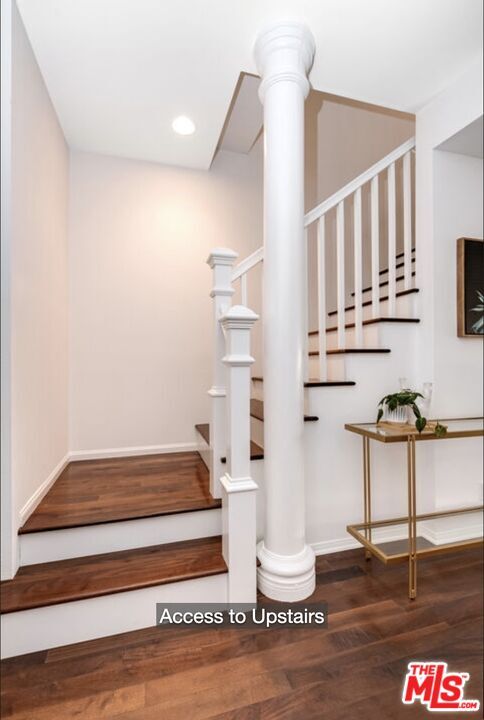 Photo - 850 N Poinsettia Pl Unit 2