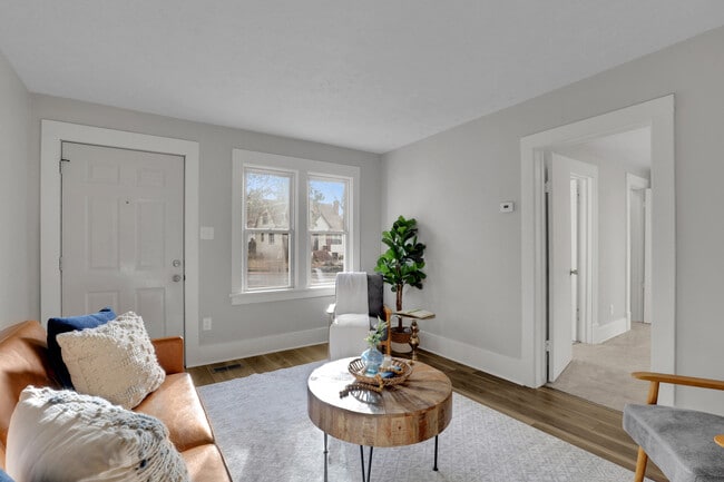 Photo - 311 E 29th Ave