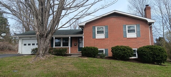Photo - Christiansburg, 3 BR / 2 BA, Available Now
