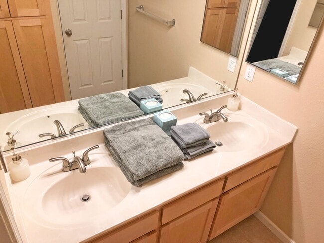 Photo - 2604 Doral Way