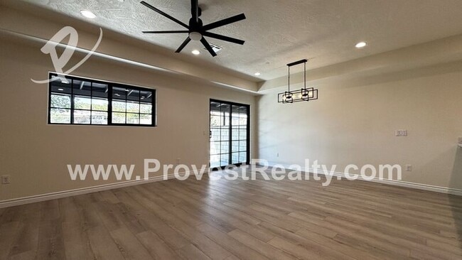 Photo - 16432 Wato Rd