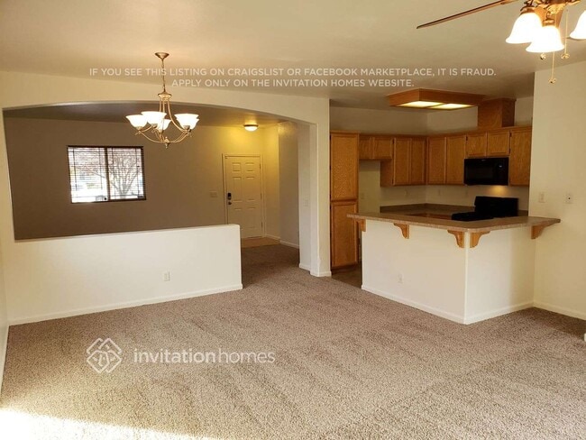 2232 Roberta Ave