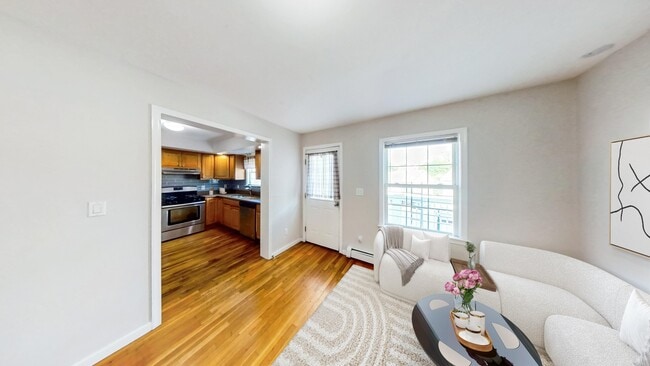 Photo - 35 Juniper St Unit 1