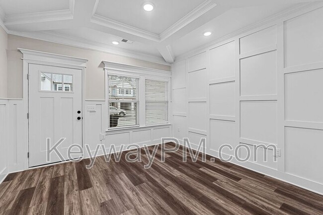 Photo - 3070 Venetian Dr