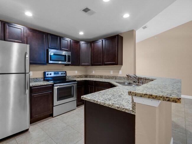 Photo - Beautiful One Bedroom Apartment in Fort Walton Beach!