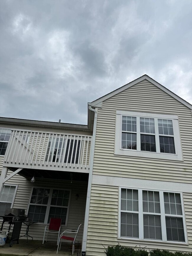 Building Photo - 2211 Waterleaf Ct