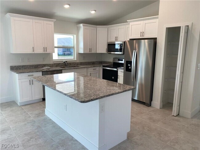 Photo - 4201 3rd St SW