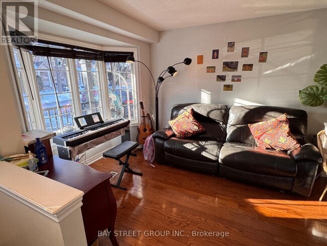 Photo - 2118 Erin Gate Blvd