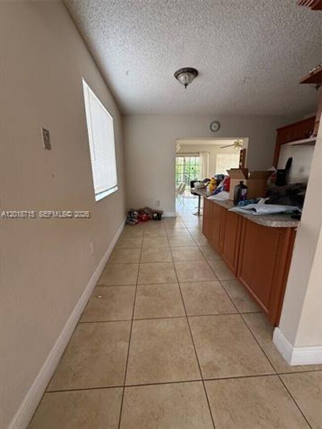 Photo - 6720 SW 21st St Unit 6720 SW 21st St # 1