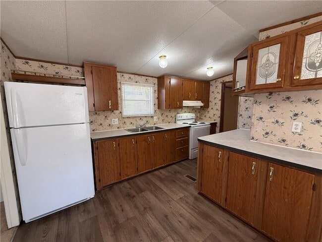 Photo - 64096 Mangano Rd