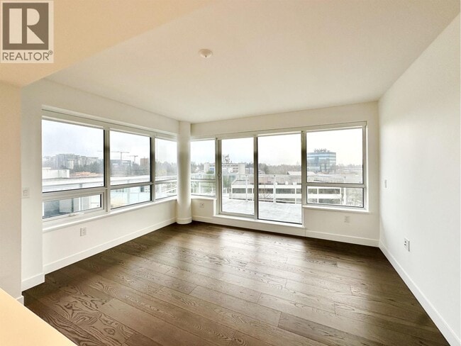 Photo - 5788 Gilbert Rd. Unité 802