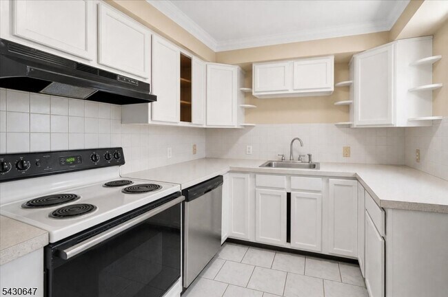 Photo - 89 Main St Unit 2