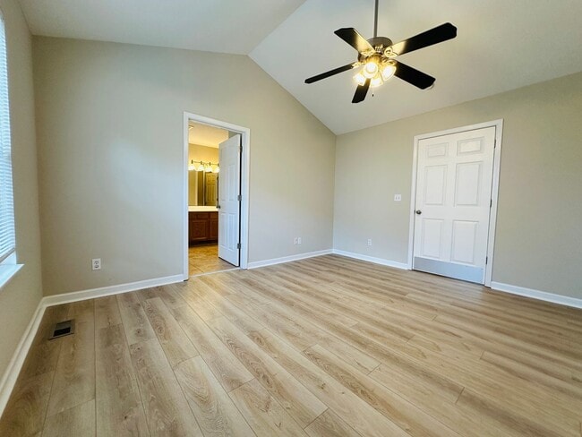 Photo - 2 bed, 2.5 bath updated townhouse w/ 1-car garage & Trex deck available now