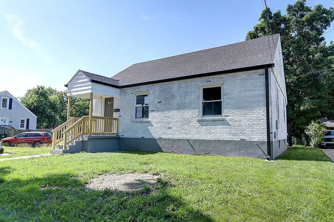 Photo - 2201 Wilbraham Rd