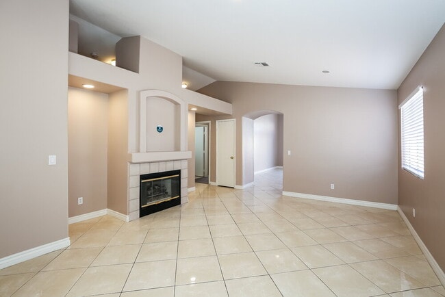 Photo - 6620 Trout Peak Way