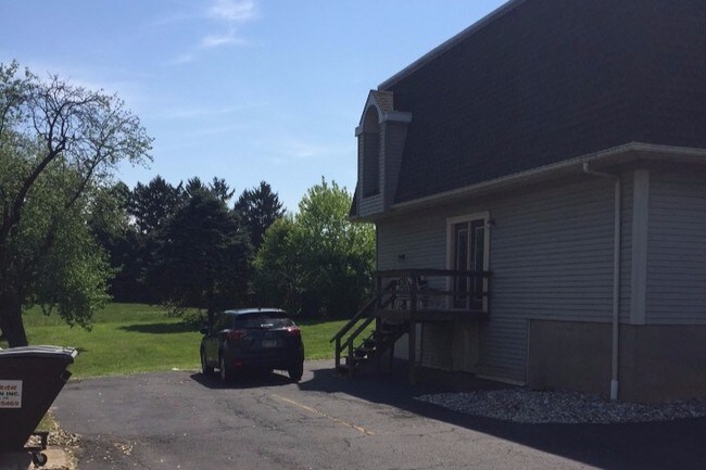 Photo - 1410 Primrose Ln