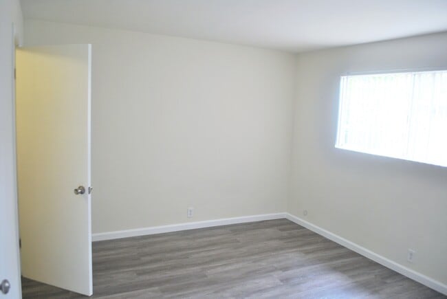 Photo - 223 N Kenwood St