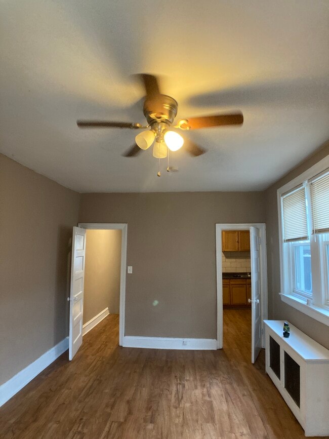 Photo - 703 W Annsbury St Unit 2nd FLOOR