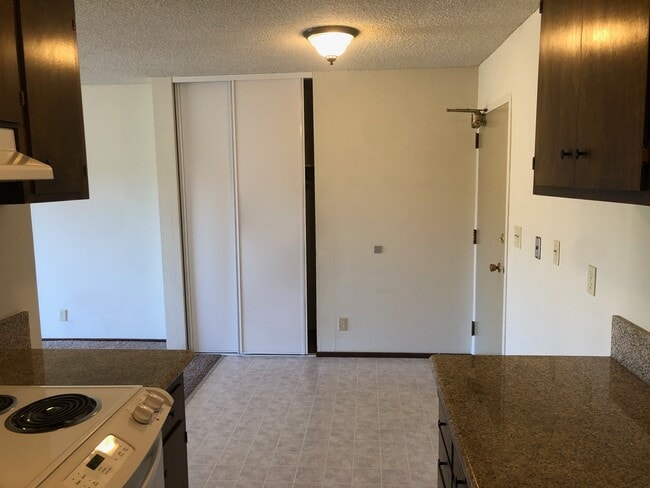 Photo - 2405 Fulton St