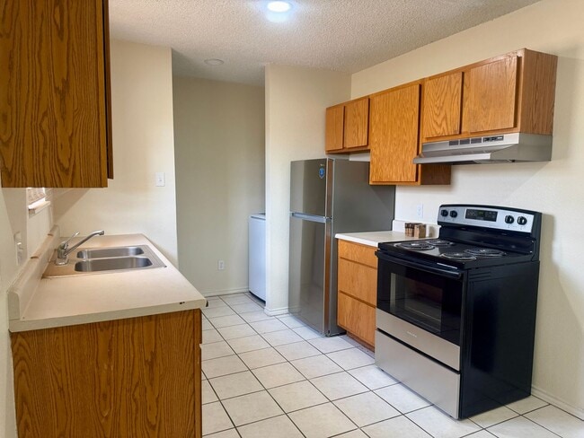 914 82nd St Unit B