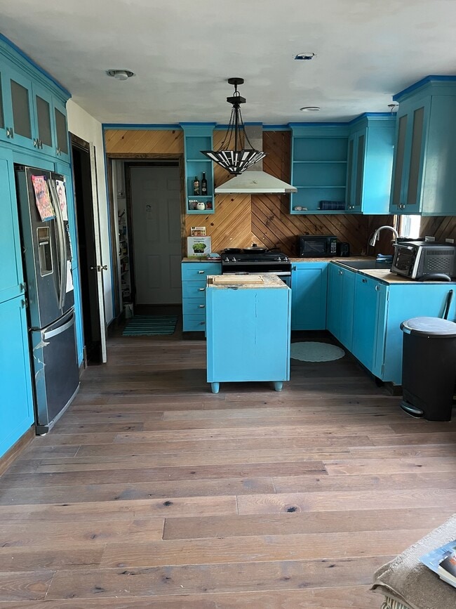 Photo - 10426 Vistula Rd