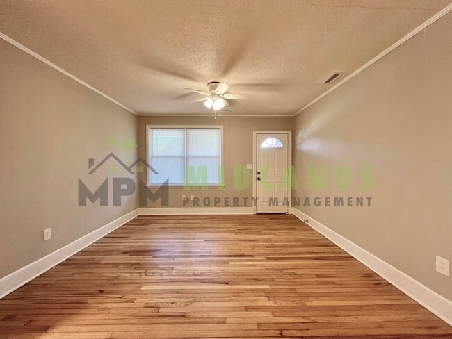 Photo - 7116 Patterson Rd