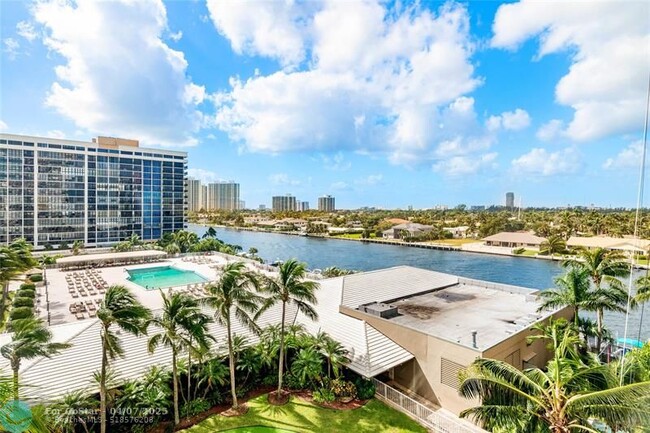 Building Photo - 1965 S Ocean Dr Unit 5P Rental