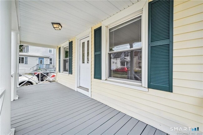 Photo - 98 Brook St