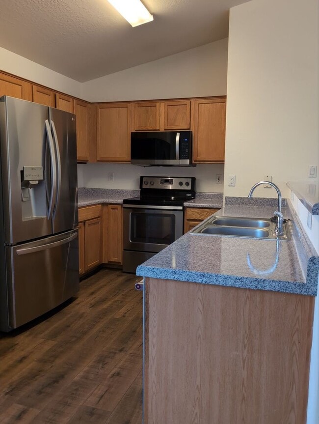 Photo - Charming 3 bedroom w/ Den home, ready for immediate move-in!