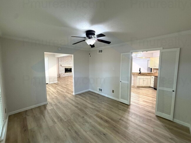 Photo - AVAILABLE NOW!!! Beautiful 4-bedroom, 2.5-bath home in the heart of Richardson