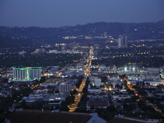 Vista desde la sala de estar - 1705 Cam De Villas