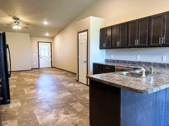 Photo - 2235 N Main Ave