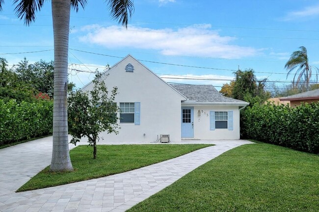 Building Photo - 515 52nd St