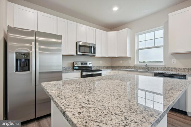 Photo - 121 Solstice Way
