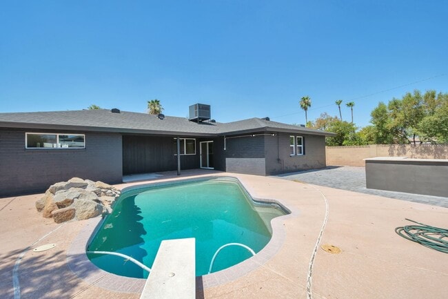 Photo - Remodeled 5-Bedroom Tempe Home with Private Pool, Large Yard & Garage Near ASU