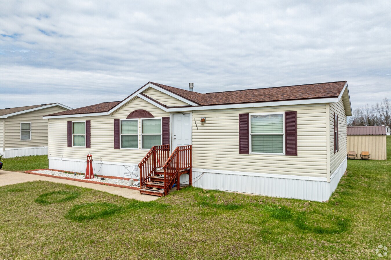 Photo - Apple Grove Estate Apartments