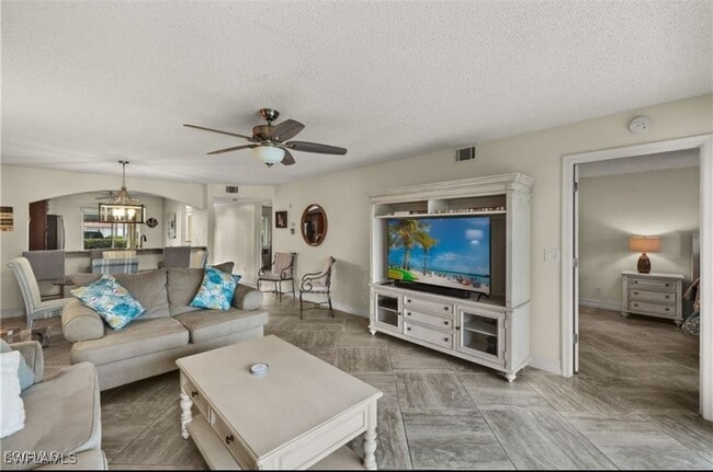 Photo - 7025 Dennis Cir Unidad G104