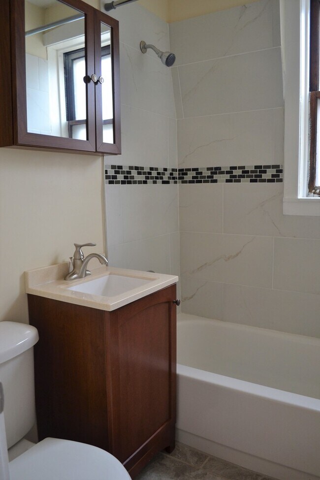 Photo - 3759 S Union Ave Unit 1F