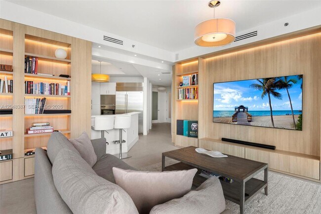 100 South Pointe Dr Unit 501