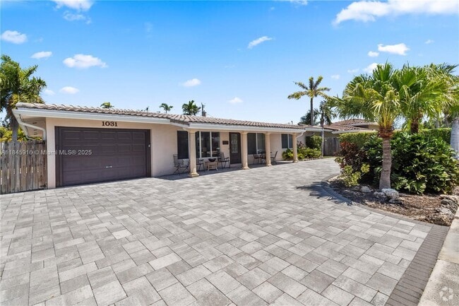 Building Photo - 1031 SE 14th Dr Rental